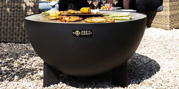 Feu Du Jardin Wave ulkotakka ja grilli